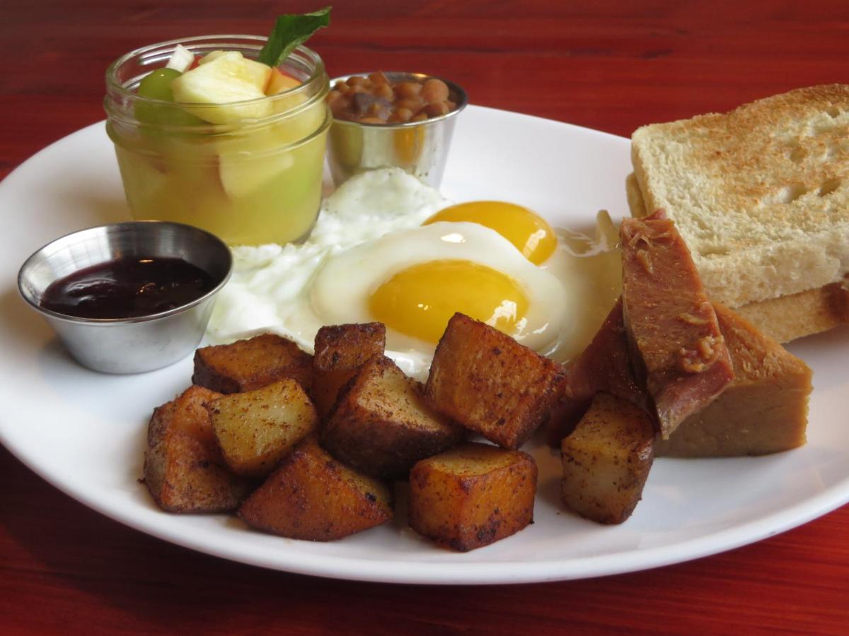 Auberge Cafe Acadien Bonaventure Ngoại thất bức ảnh