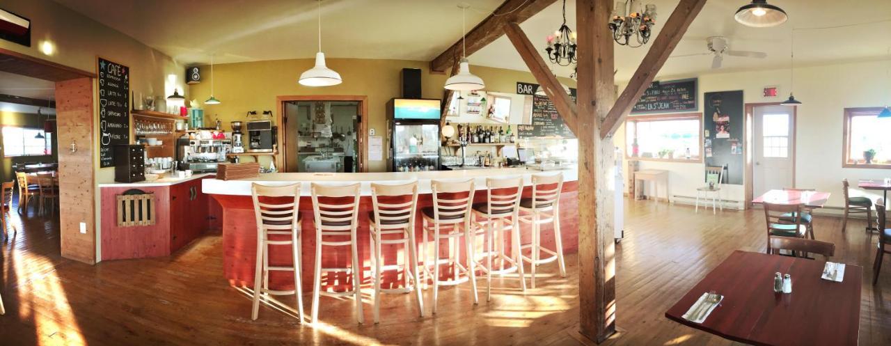 Auberge Cafe Acadien Bonaventure Ngoại thất bức ảnh